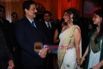 Tanaaz Currim at tycoon Manoj Jayaswal_s daughter wedding Swati with Lalit Tayal in Taj on 19th Dec 2009 (59).JPG